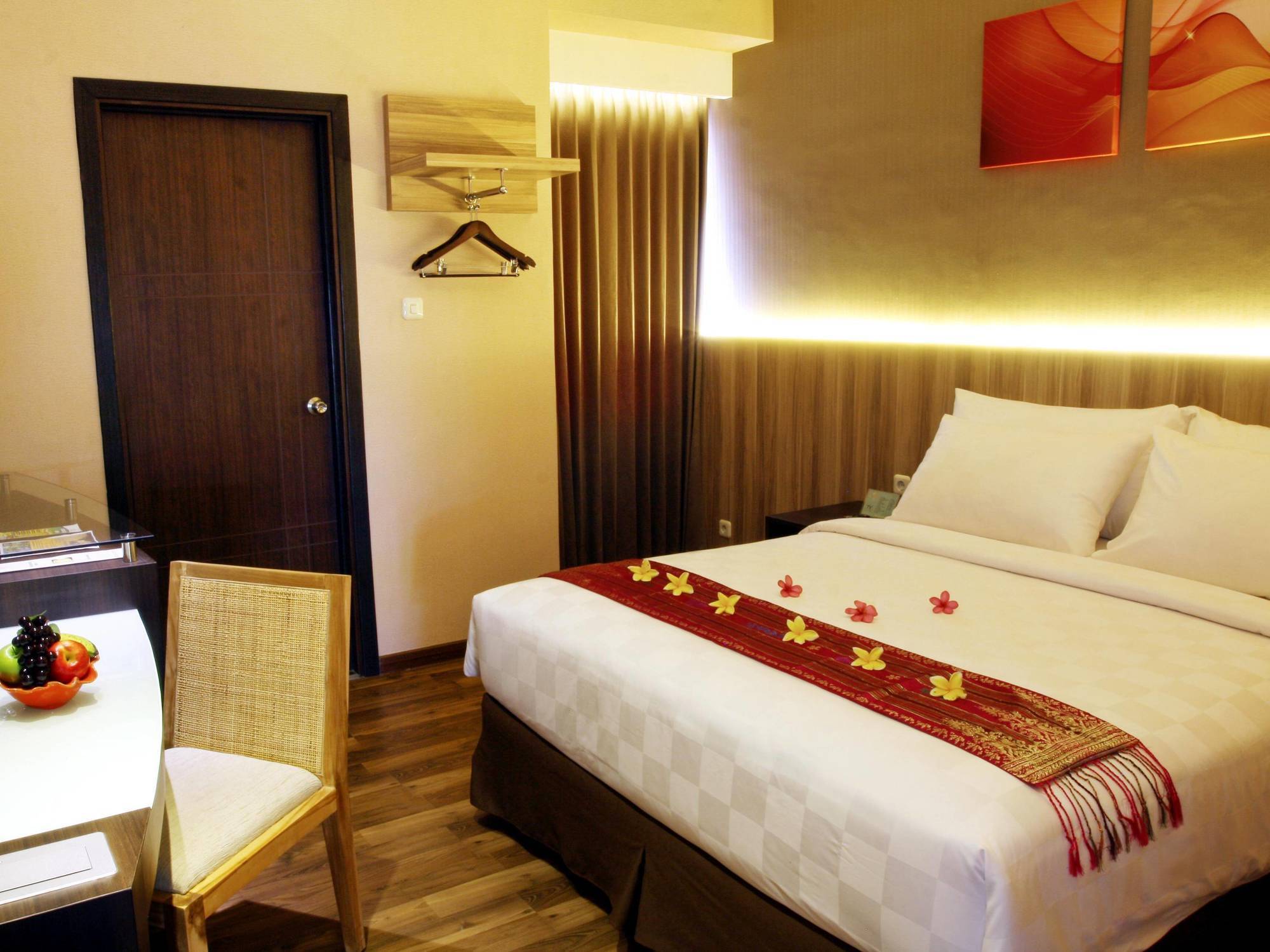 Hotel Oxville 3*